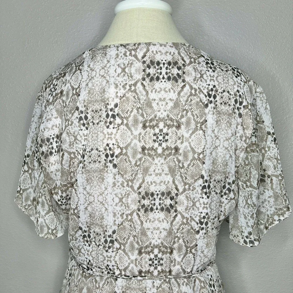 All in Favor ISABELLA Neutral Beige Snakeskin Short Sleeve Wrap Dress XL NWT - Picture 8 of 14